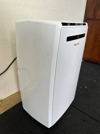 Honeywell MN10CESWW Portable Air Conditioner 10,000 BTU #0340