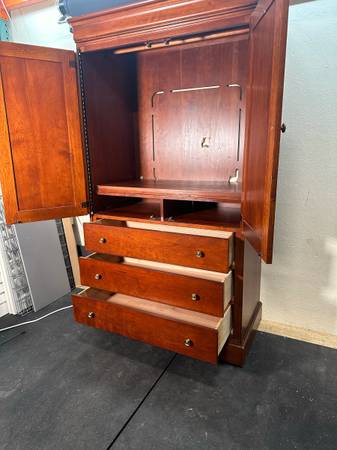 Solid Wood Antique Pinot Armoire #0237
