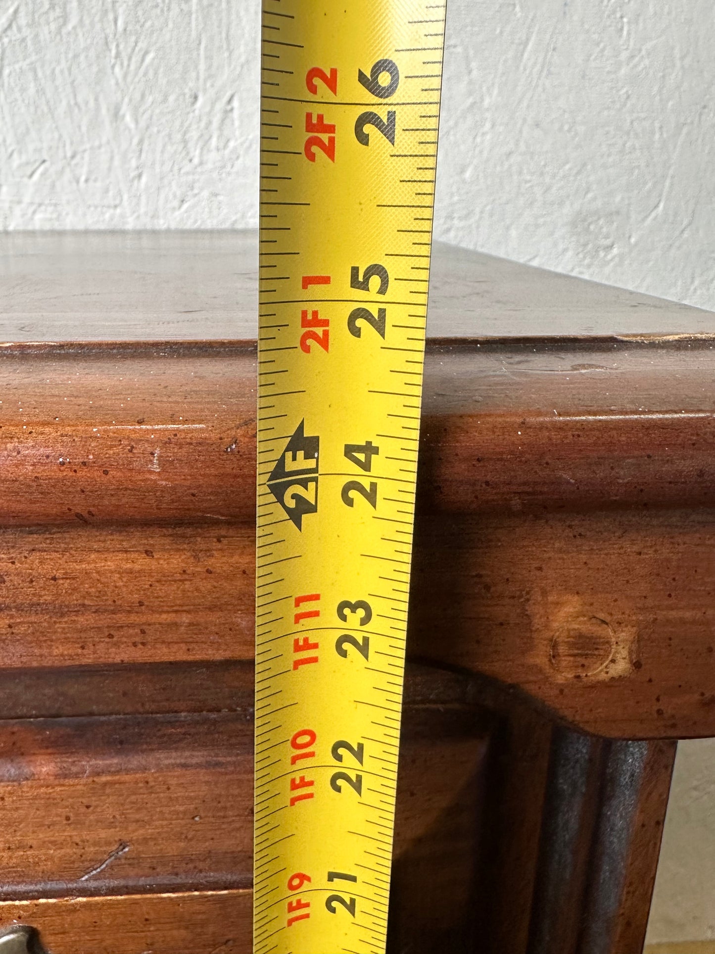 Young Hinkle Pair Solid Wood Night Stands End Tables #0464