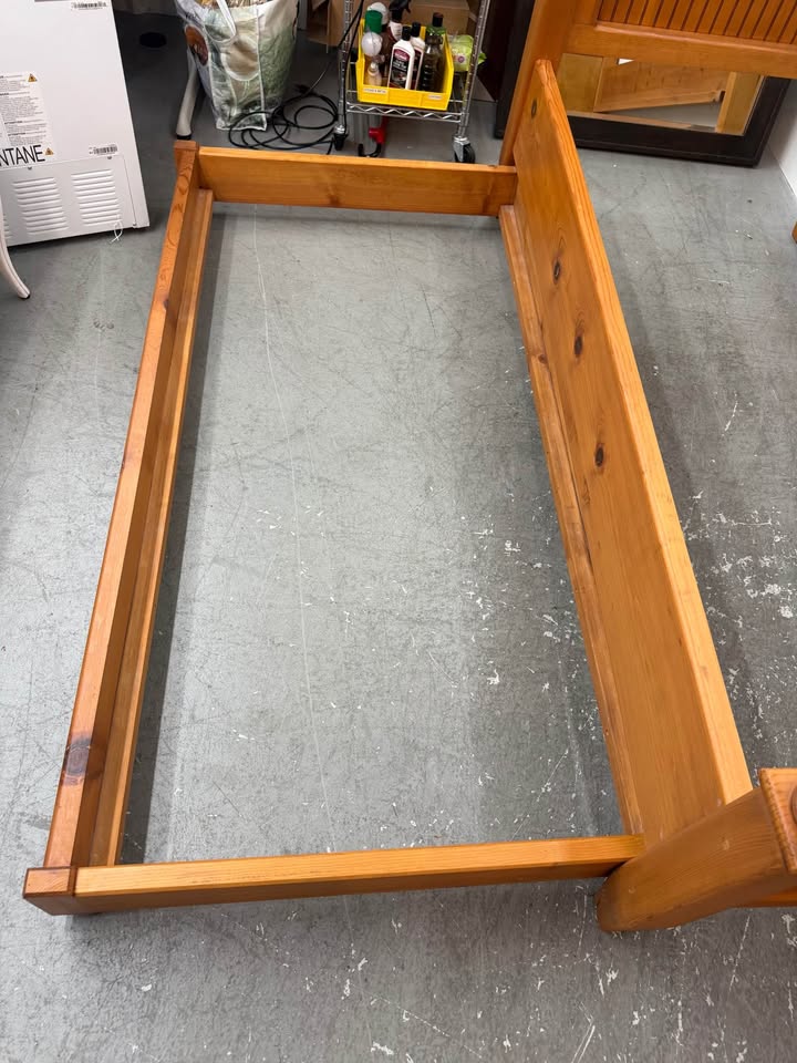 Solid Pine Twin Trundle Bed Frame #2448