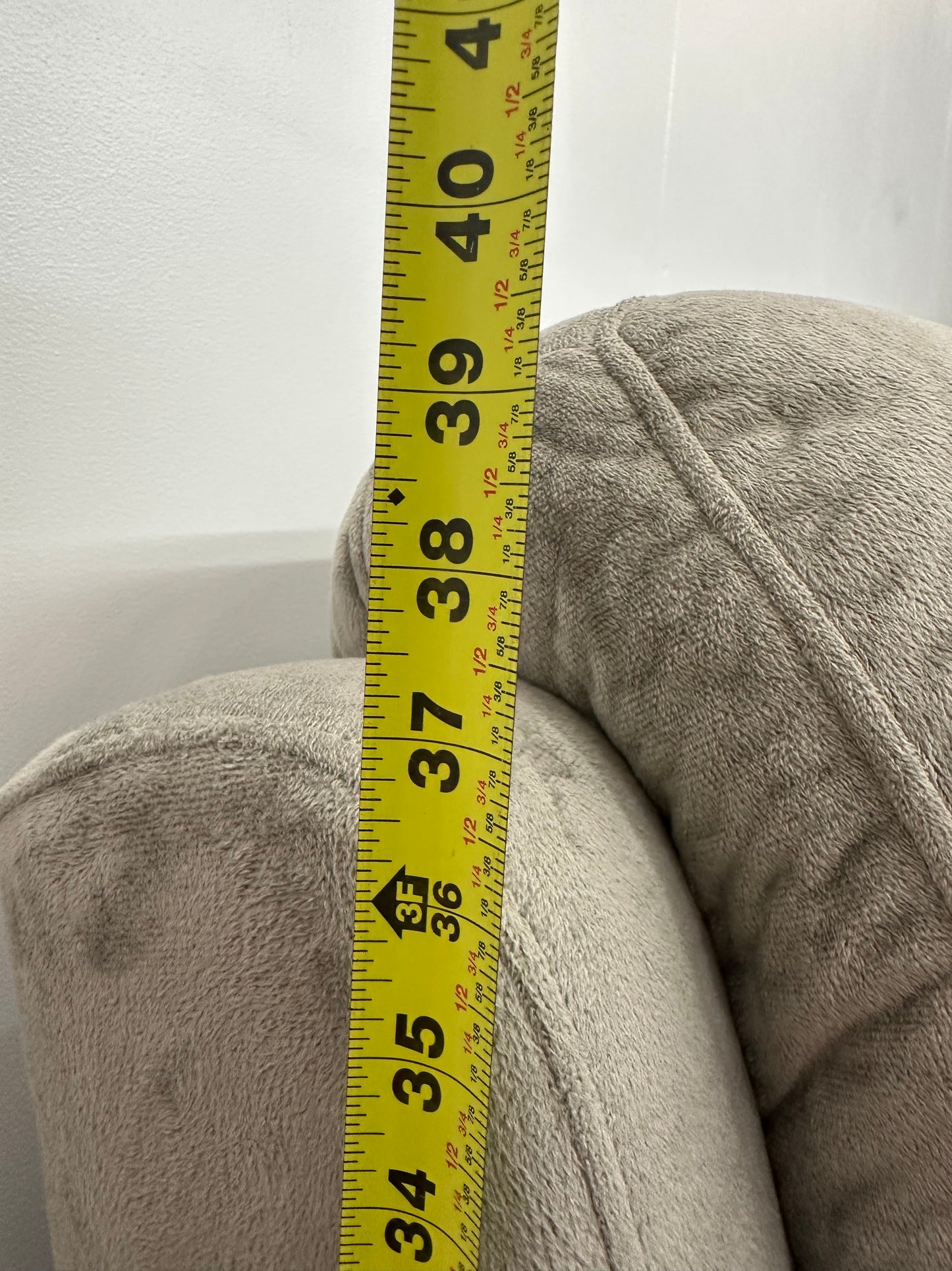 Uhland Power Reclining Sofa #1047