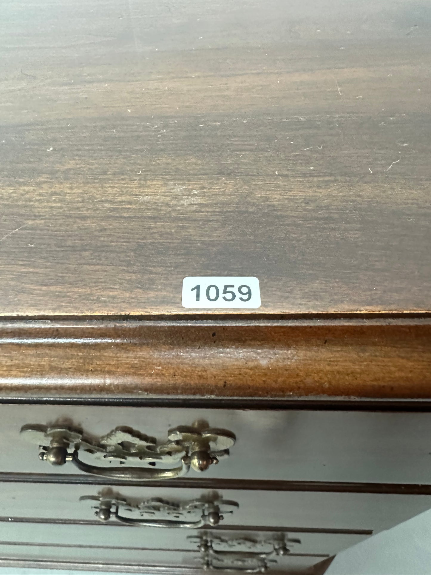 Late 20th Century Ethan Allen Georgian Court Triple Dresser #1059