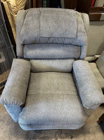 Golden Technologies Power Lift Recliner Chair #0252