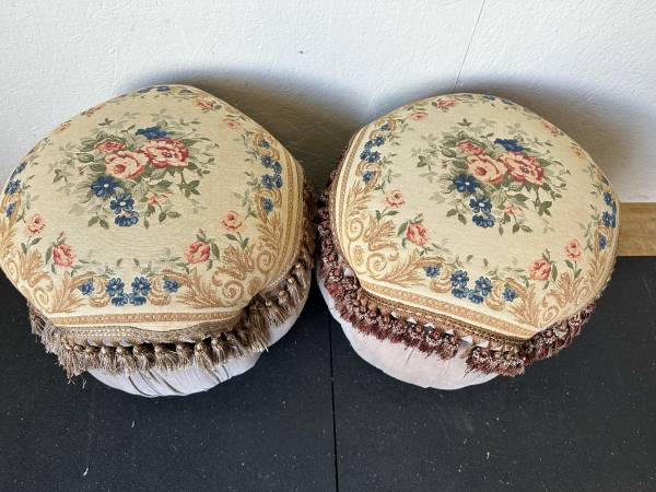 Tapestry Style Fabric Pouf Foot Stools with Fringe #0510