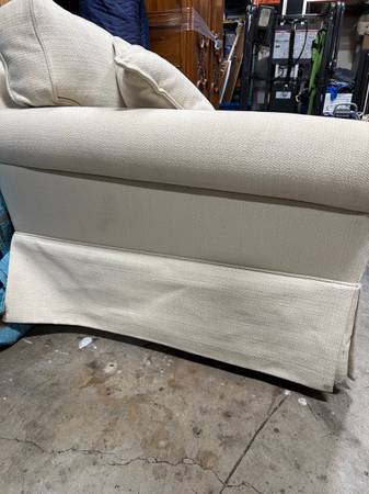 Auburn Oversized Fabric Arm Chair #0364