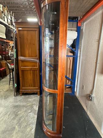 Curved Glass Hardwood Display / Curio Cabinet with Light #0360