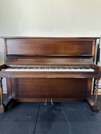 Baldwin Monarch Chicago Upright Piano #0285