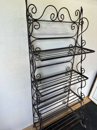 Metal Ornate Plant Stand Shelf #0164