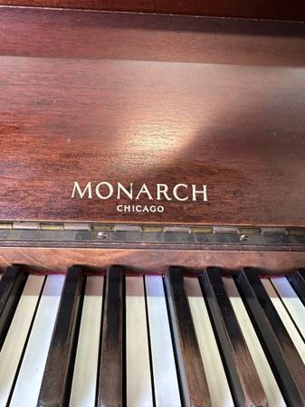 Baldwin Monarch Chicago Upright Piano #0285