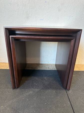 Mahogany Nesting Side Tables #0606