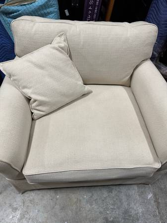 Auburn Oversized Fabric Arm Chair #0364