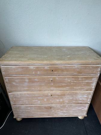 French 18th Century Limed Oak Locking Chest of Drawers #0106