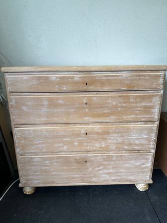 French 18th Century Limed Oak Locking Chest of Drawers #0106