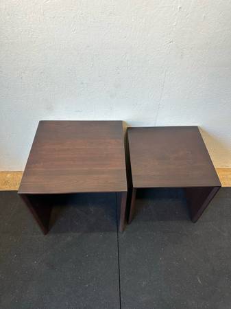 Mahogany Nesting Side Tables #0606