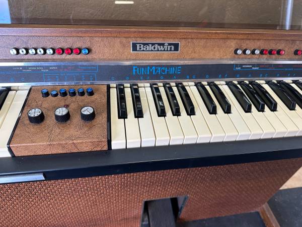 Vintage 1970’s Baldwin Fun Machine Electric Organ Fully Functioning #0211