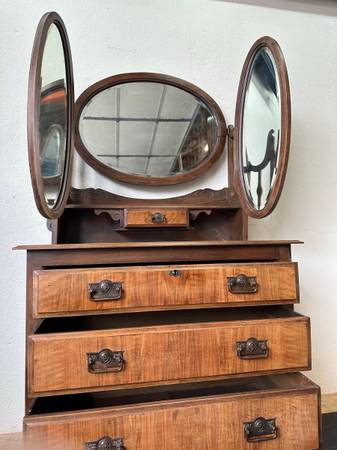 Antique Walnut Triple Mirror Solid Wood Vanity Dresser with Dovetail Woodworking #0247