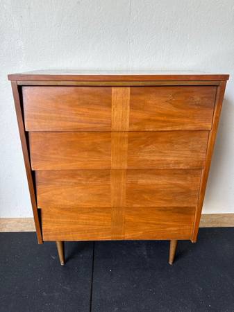 Ward Furniture Mfg Mid Century Walnut Louvered Highboy Dresser #0350