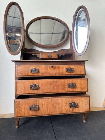 Antique Walnut Triple Mirror Solid Wood Vanity Dresser with Dovetail Woodworking #0247