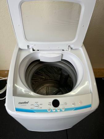 Comfee’ 0.9 Cu. Ft. Full-Automatic Compact Portable Washing Machine CLV09N1AWW #0339