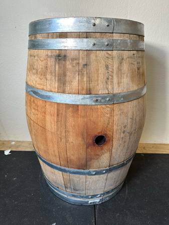 Authentic 60gal Wooden Barrel Whiskey/Wine Barrel with Rich Xiberta Plug #0147