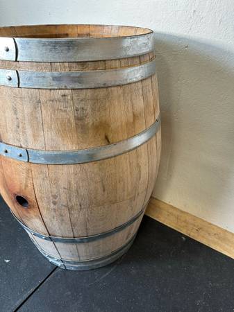 Authentic 60gal Wooden Barrel Whiskey/Wine Barrel with Rich Xiberta Plug #0147