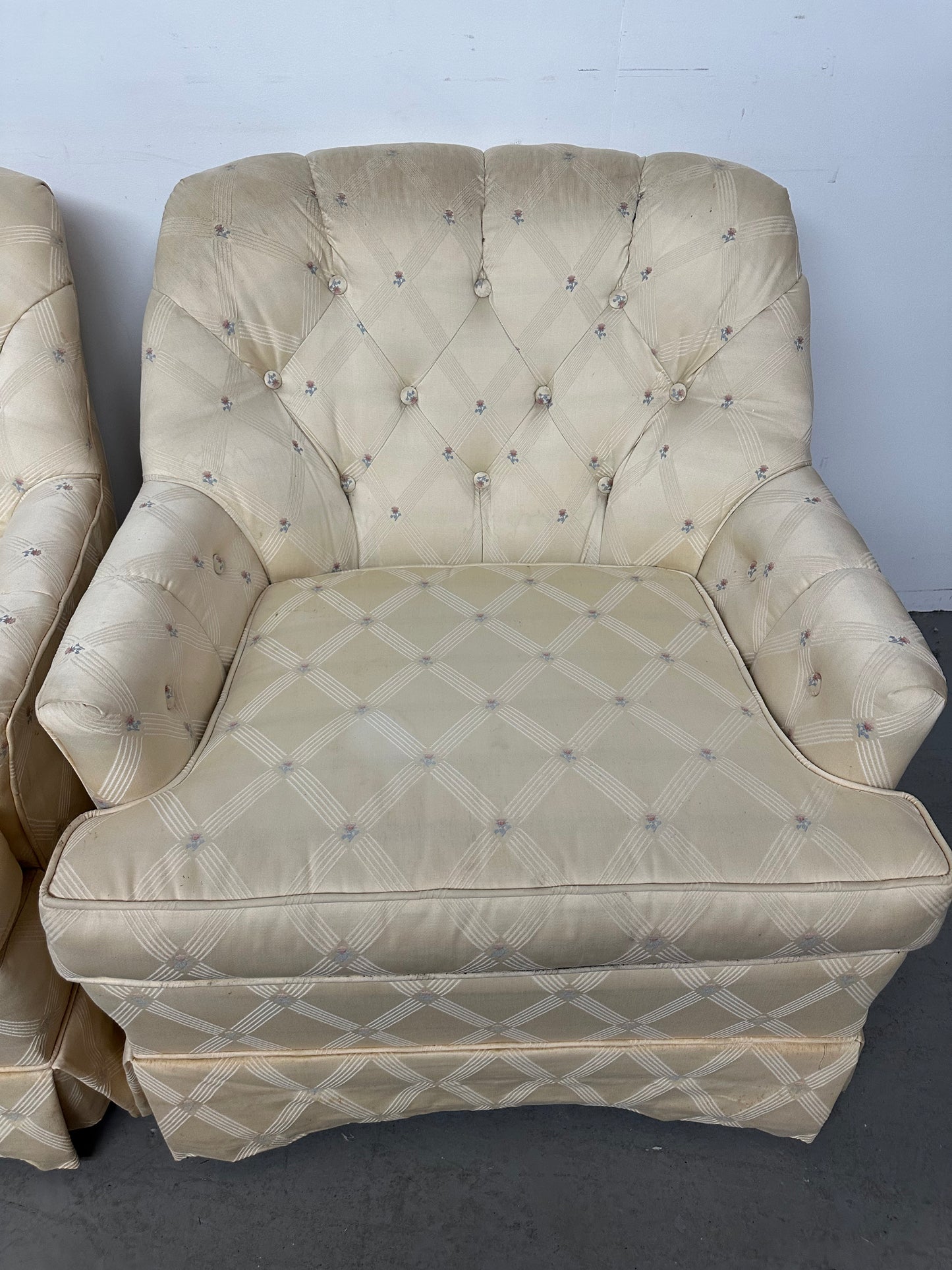 Set of 2 Mid Century Beige Flower Print Accent Chairs #1094