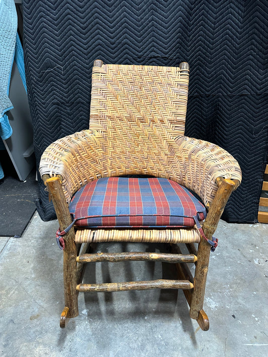 Rustic Plaid Woven Wood Rocking Chair #0704