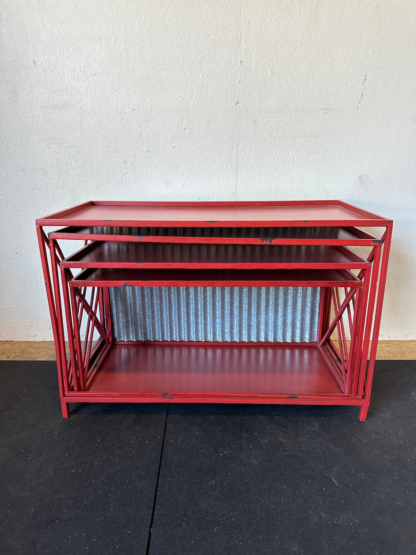 4 Sets of 4-Shelf Metal Display with Distressed Corrugate Back and Red Finish #0611