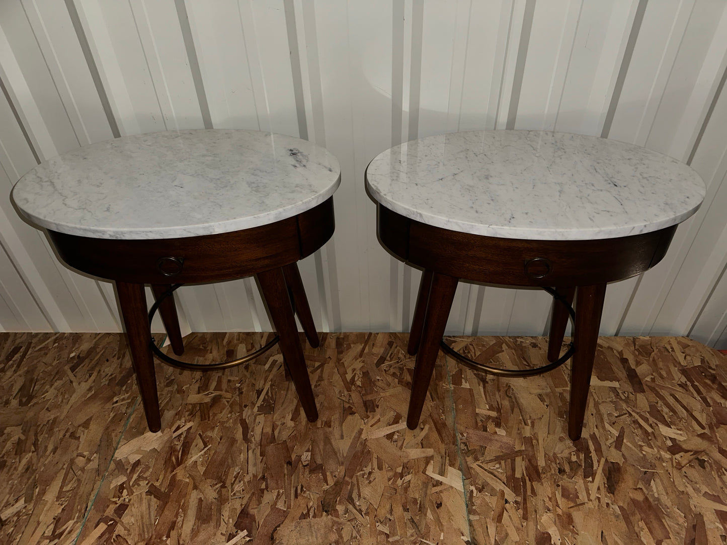 Penelope Style Marble Top End Table/ Nightstands