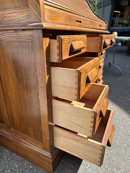 Jasper Cabinet Company Antique Oak Roll Top Desk and Chair #0756