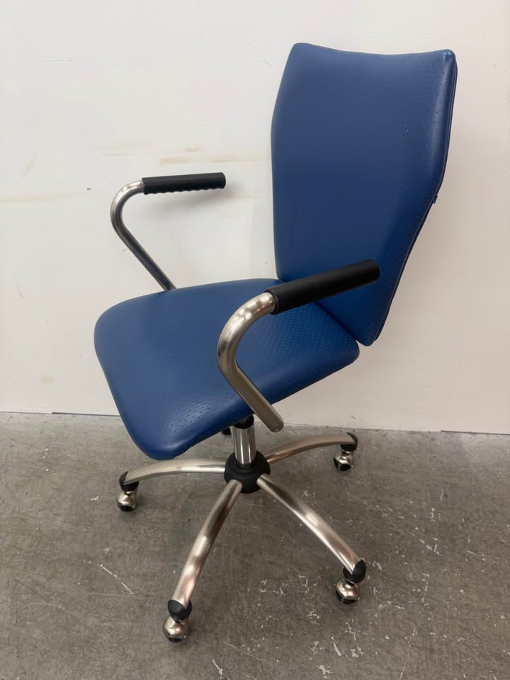 Blue Faux Leather Teen Swivel Desk Chair
