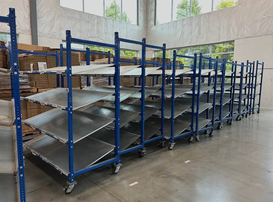 Rolling industrial Steel Shelves