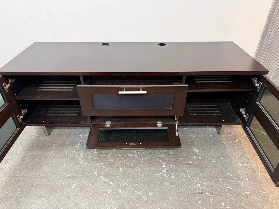 BDI Avion Cascadia Media Console