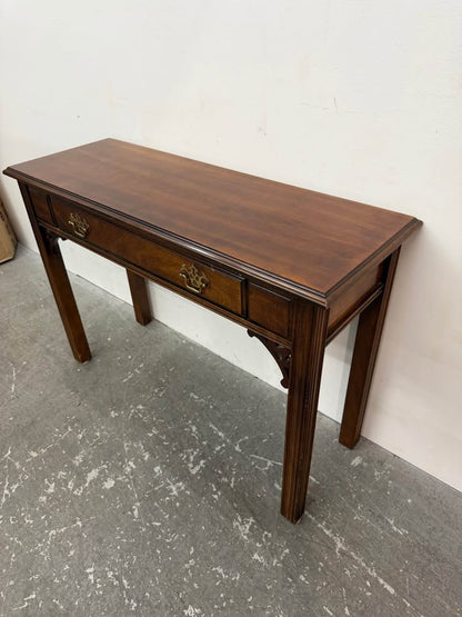 Lane Furniture Traditional Mahogany Finish Console Table with Brass Hardware