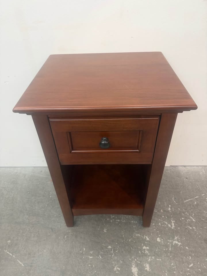 (New) Whittier Wood Cherry 1 Drawer Mackenzie Nightstand