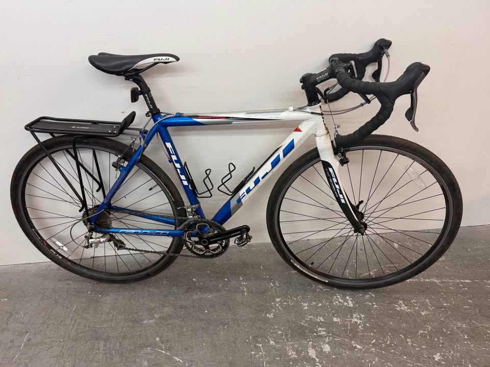 Fuji Cross Comp Road Bike 52cm