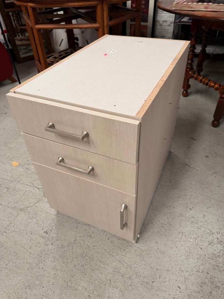 Light Wood Office Desk and Storage Cabinet Set #2356
