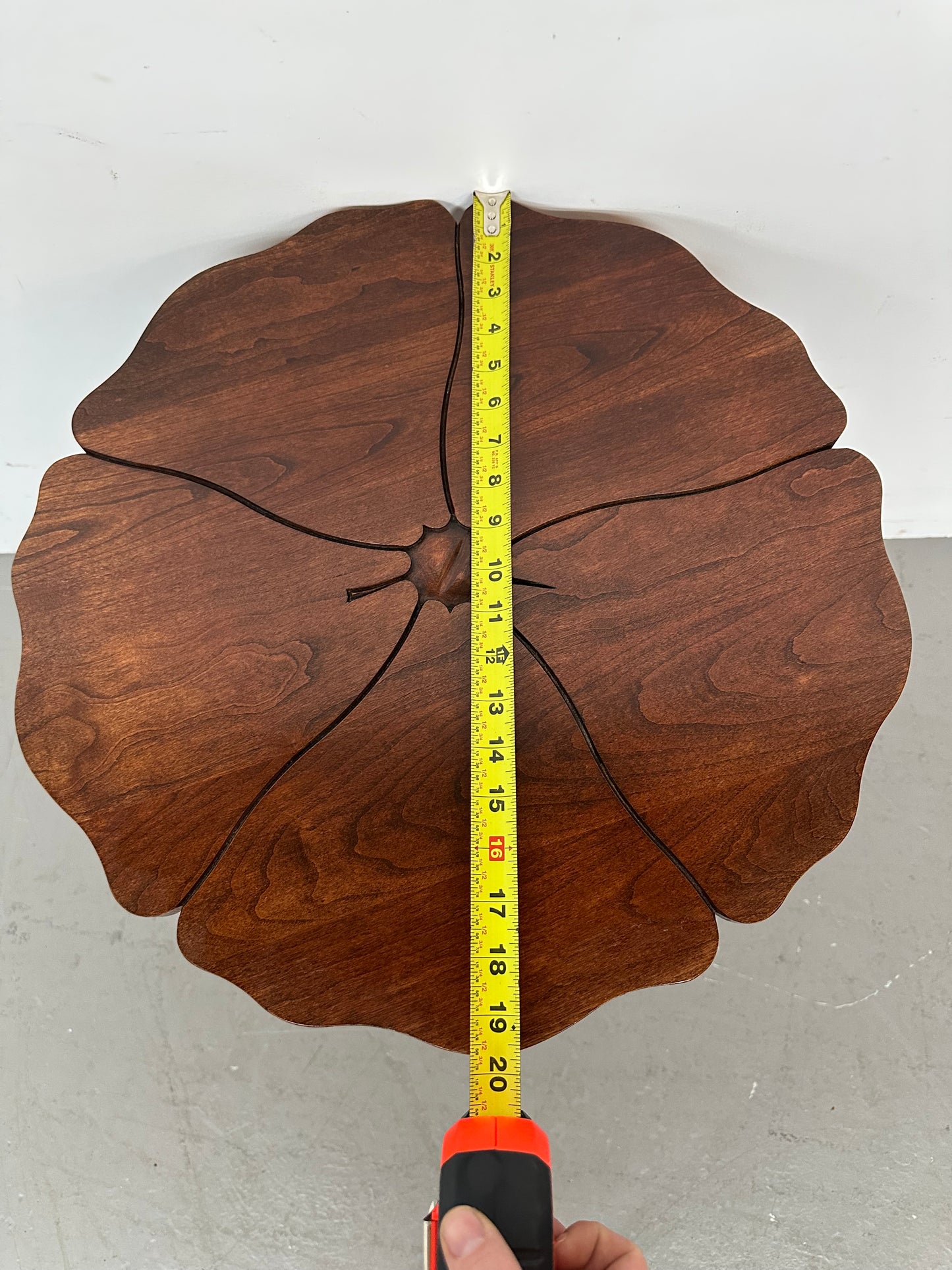 Stickly Grande Poppy 2009 Collectors Edition Accent Table