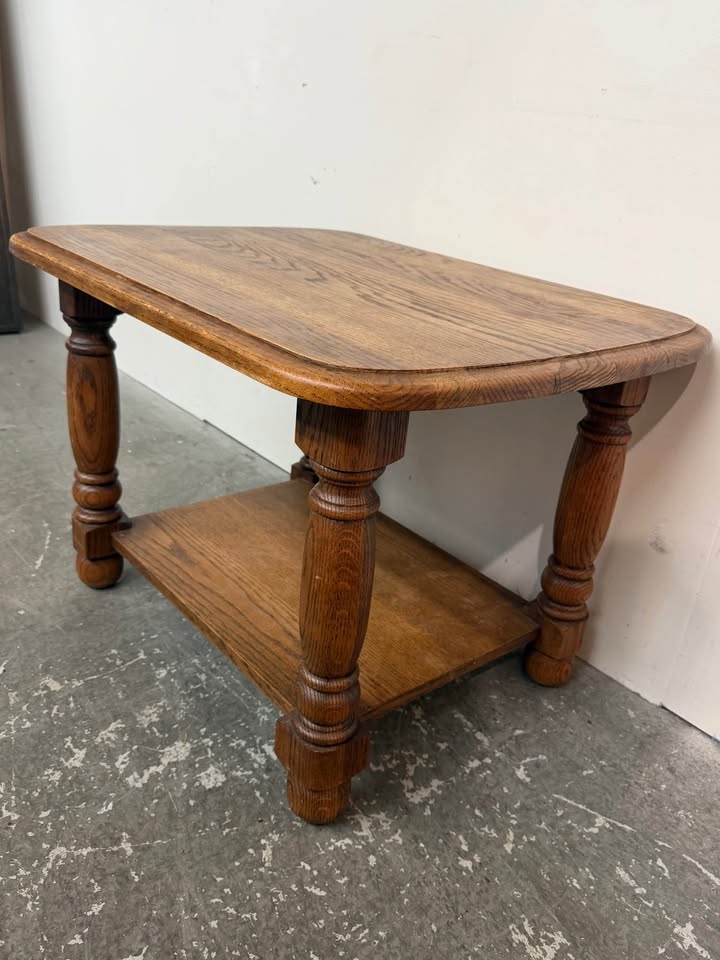 Oak Side Table with Lower Shelf #2511