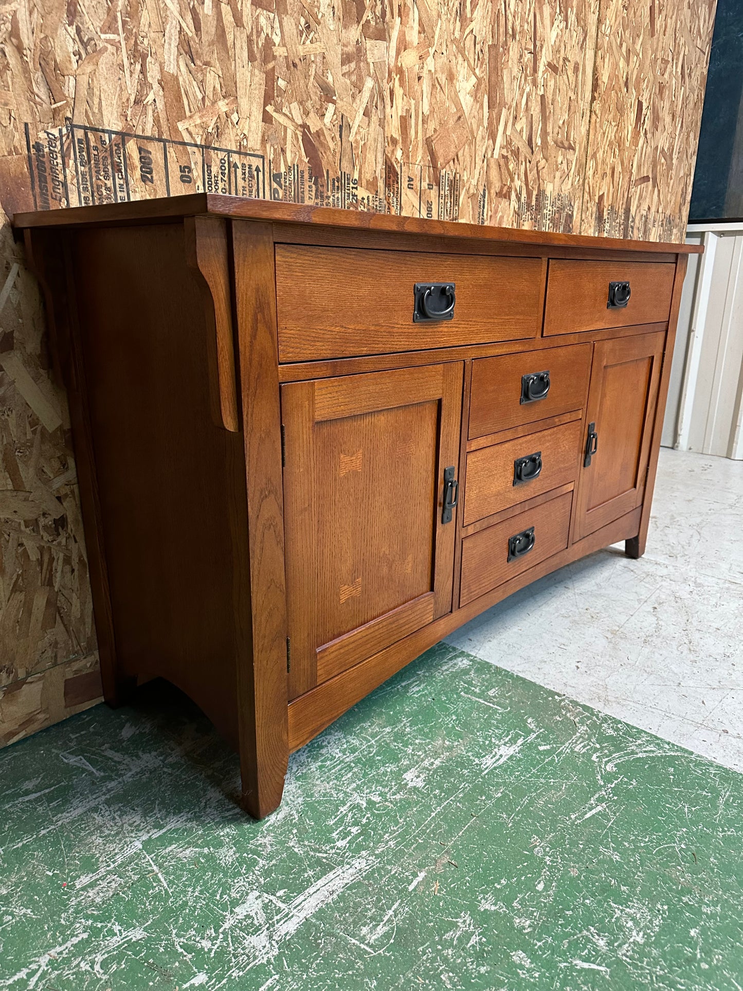 Mission Style Hutch/ Credenza /Media Center