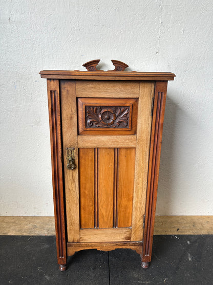 Fitzpatrick Vintage Wooden Bedside Cabinet #0489