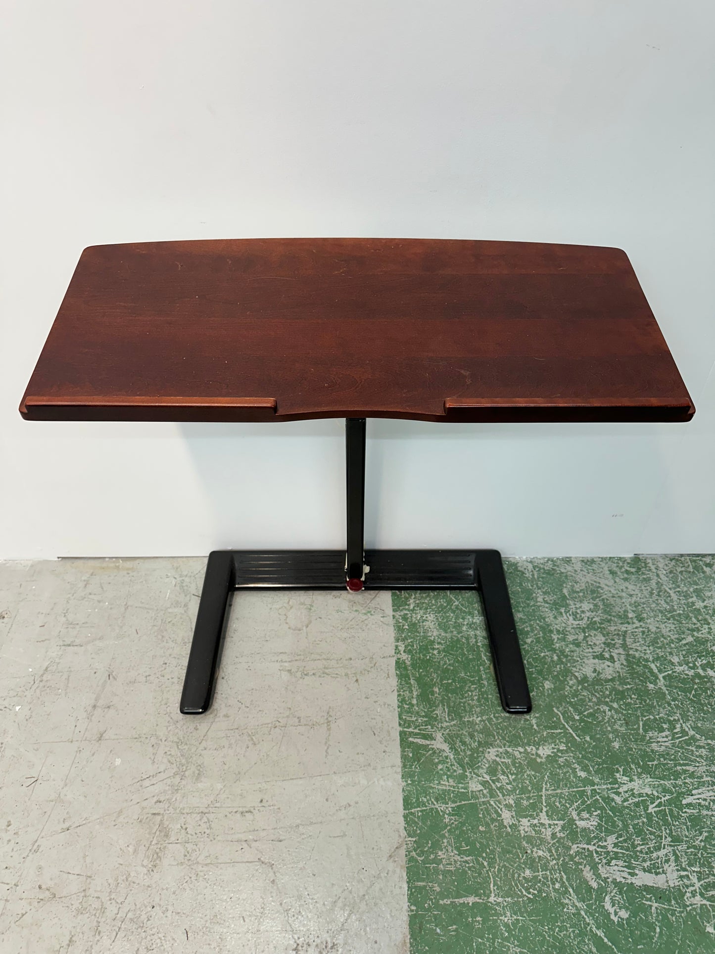 Herman Miller Scooter Stand #0912