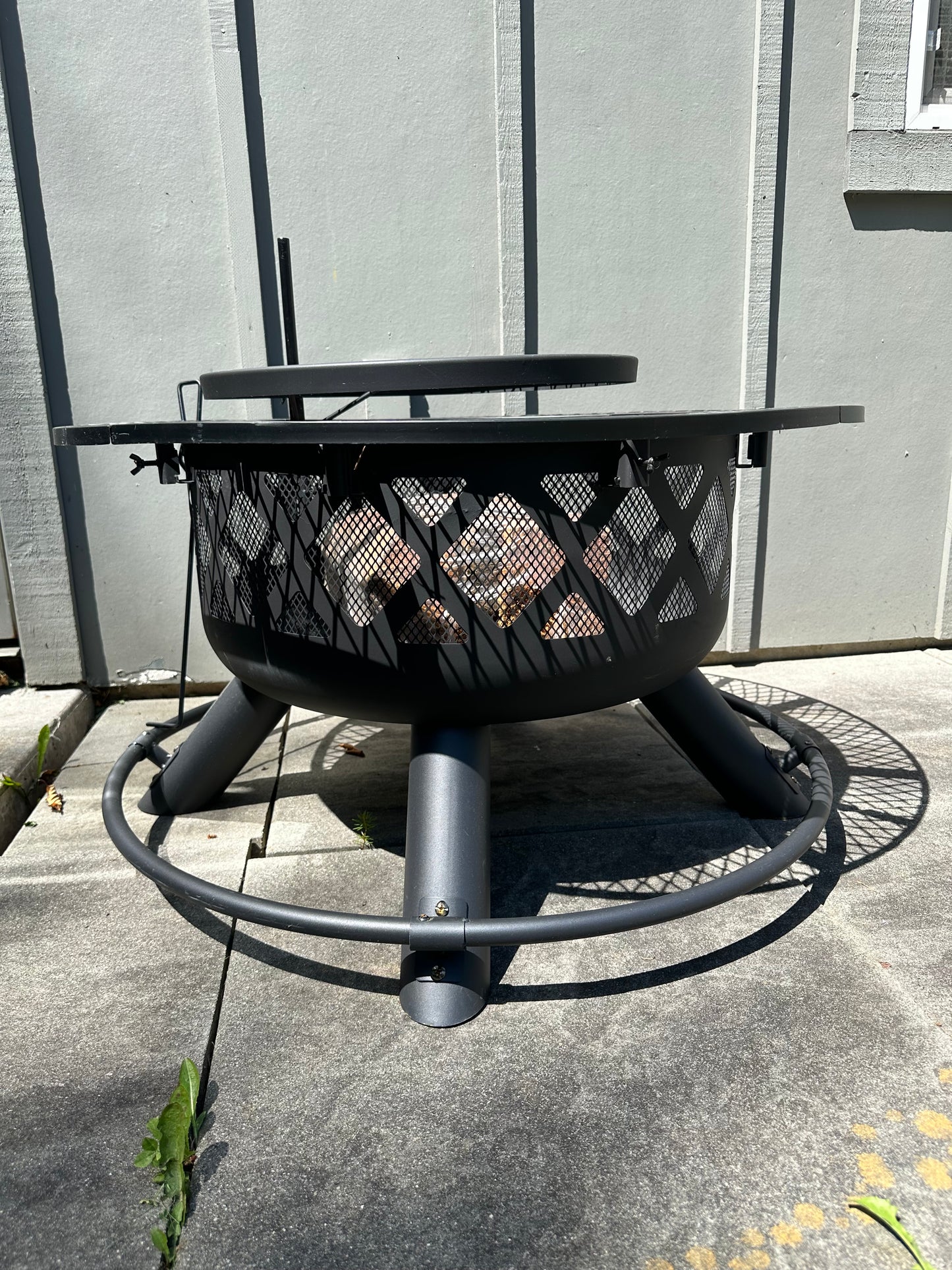 BALI OUTDOORS 32’’ Wood Burning Fire Pit with Grill Grate Black #0579