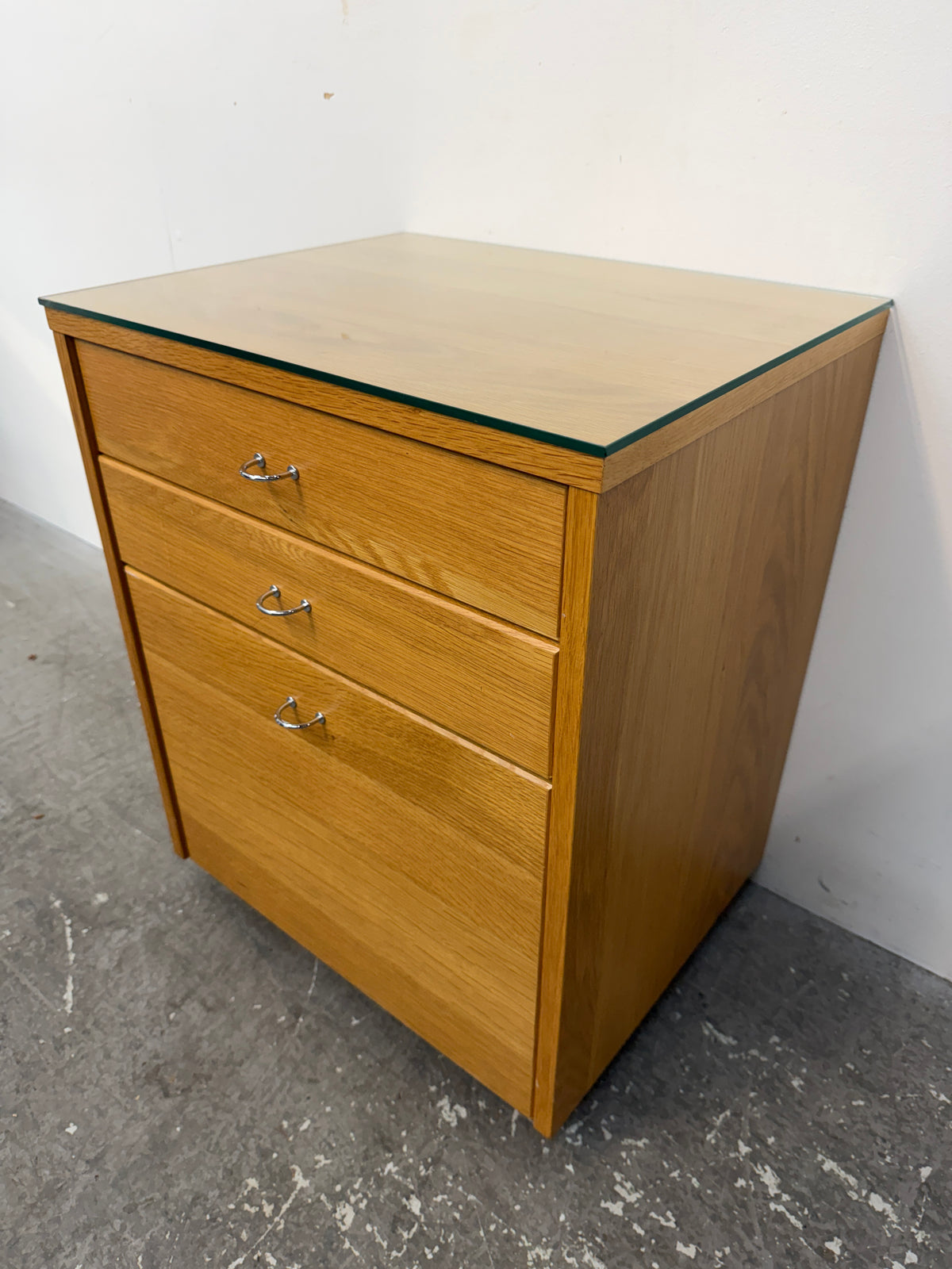 Oak Rolling 3-Drawer File Cabinet with Glass Top #2568