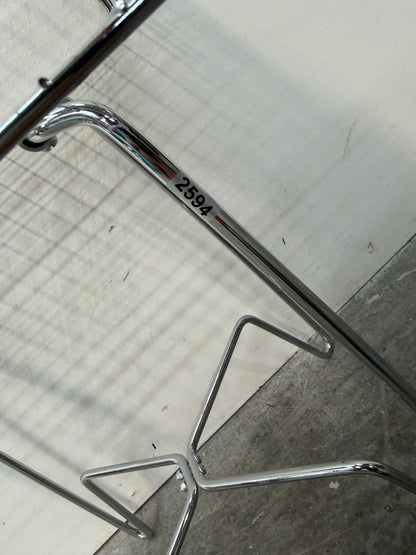 Chrome Wire Basket Side Table with Hairpin Legs #2594