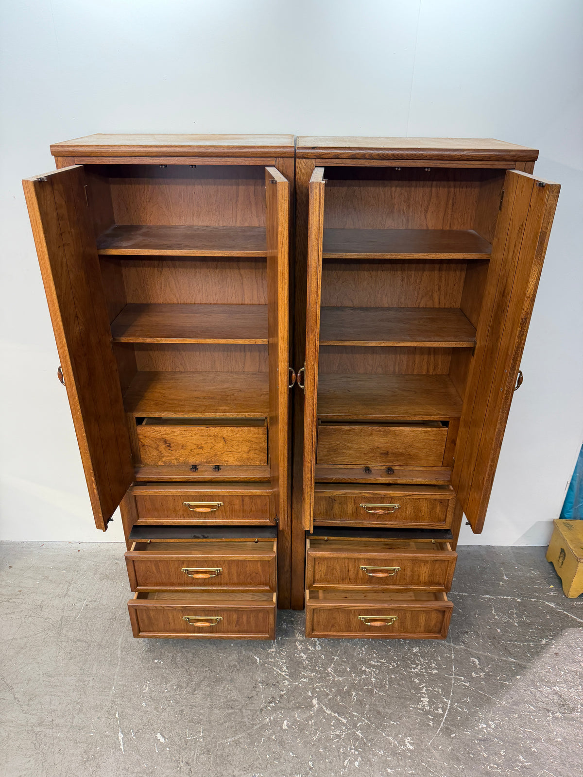 Pair of Thomasville Oak Wardrobe Towers with Drawers and Shelves #2648