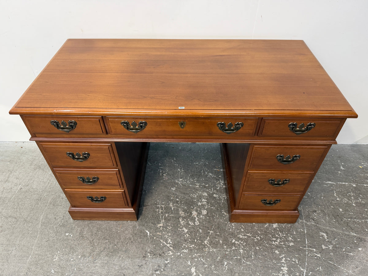 Monitor Furniture Cherry Kneehole Desk with Nine Drawers #2657