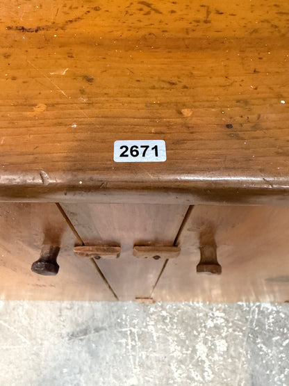 Knotty Pine Step-Back Cupboard with Scalloped Shelves #2671